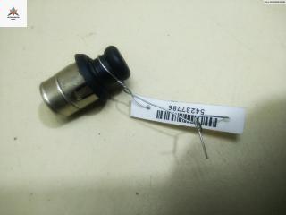 прикуриватель Opel Omega B 1996, 2.0 л., бензин, МКПП, зелёный, седан