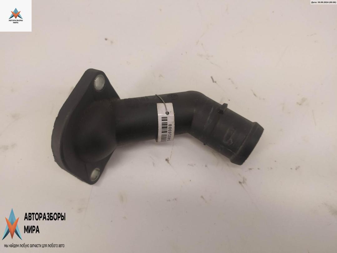 корпус термостата Volkswagen Golf 4 поколение 2002, 1.9 л., дизель, МКПП, чёрный, хетчбэк 3 дв., 06A121121C - фото №1