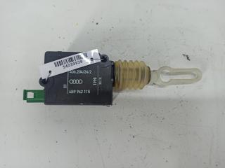 активатор замка багажника Audi A6 C5 1998, 1.8 л., Ti, бензин, МКПП, чёрный, универсал, 4B9962115
