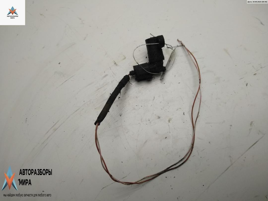 датчик коленвала Ford Mondeo 3 поколение 2000, 1.8 л., бензин, МКПП, зелёный, универсал - фото №1