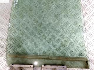 стекло двери задней правой BMW 5 серия E34 1995, 1.8 л., бензин, МКПП, красный, седан