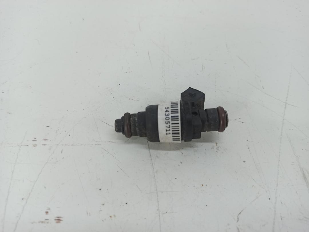 форсунка Audi A4 B5 1997, 2.4 л., бензин, МКПП, синий, универсал, 078133551AC