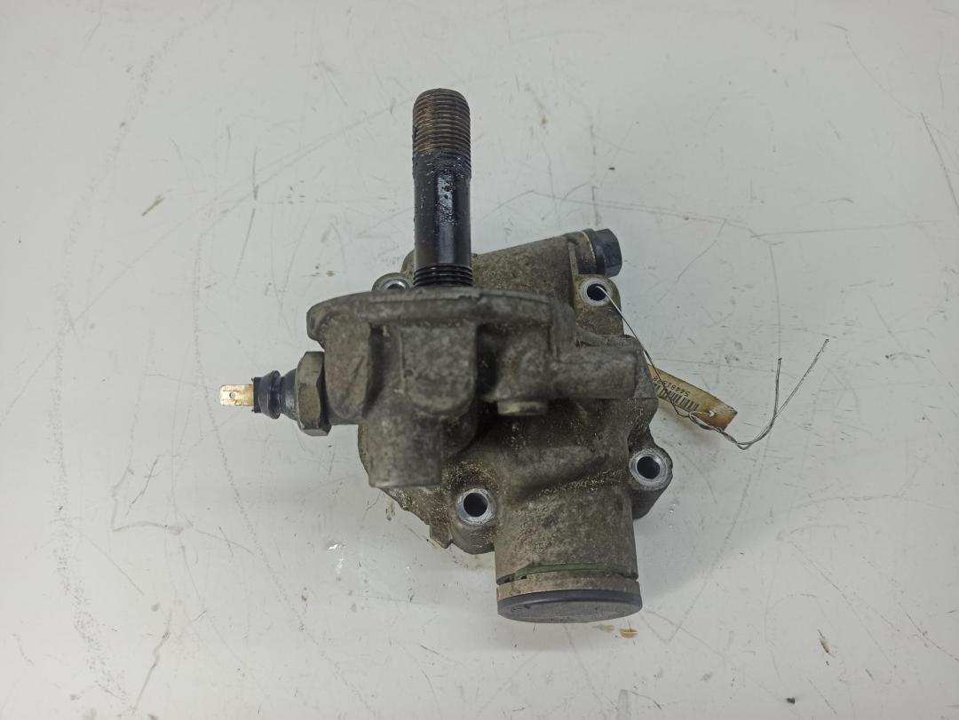 корпус масляного фильтра Audi A4 B5 1998, 1.6 л., бензин, МКПП, седан, 06A115417