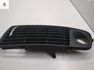 заглушка (решетка) в бампер Audi A6 4B/C5 1999, 2.4 л., бензин, МКПП, серый, универсал, 4B0807681H