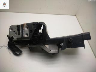 замок двери передней правой Ford Focus 3 поколение 2012, 1.0 л., бензин, МКПП, красный, хетчбэк 5 дв., BM5AA21812CC