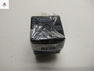 реле (прочие) Ford Maverick 2 поколение 2001, 3.0 л., бензин, АКПП, серый, внедорожник 5 дв.