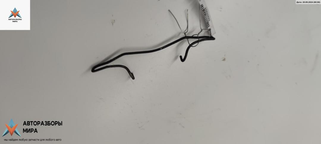 скоба суппорта Audi A4 B6 2003, 2.5 л., дизель, МКПП, чёрный, универсал - фото №1