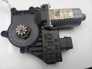 моторчик стеклоподъемника передний правый Opel Astra H 2007, 1.7 л., дизель, МКПП, чёрный, хетчбэк 3 дв., 13101479