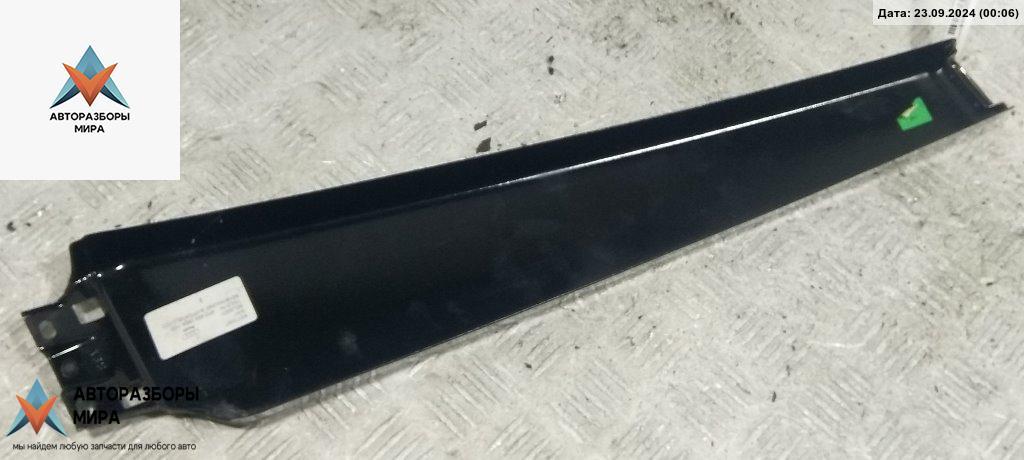 молдинг (накладка кузовная) Audi A6 4F/C6 2006, 2.0 л., дизель, МКПП, чёрный, универсал, 4F0853290A - фото №1