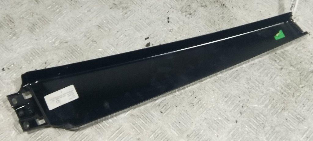 молдинг (накладка кузовная) Audi A6 4F/C6 2006, 2.0 л., дизель, МКПП, чёрный, универсал, 4F0853290A - фото №1