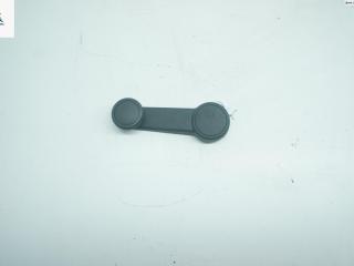 ручка стеклоподъемника Ford Focus 1 поколение [рестайлинг] 2003, 1.6 л., i, бензин, МКПП, серый, универсал, 93BBF23342AD