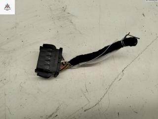 разъем (фишка) проводки Volkswagen Passat B5 1997, 1.8 л., бензин, МКПП, серый, седан, 893971983
