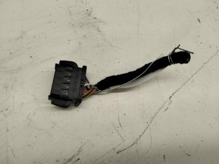 разъем (фишка) проводки Volkswagen Passat B5 1997, 1.8 л., бензин, МКПП, серый, седан, 893971983