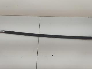 Молдинг стекла двери задней левой наружный Volkswagen Passat B3 1990, 1.8 л., бензин, МКПП, красный, универсал