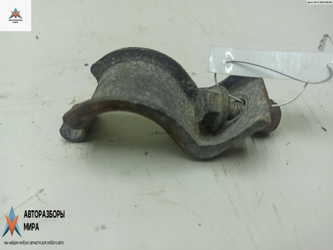 крепление стабилизатора / втулки стабилизатора Renault Kangoo 1 поколение 2002, 1.5 л., дизель, МКПП, серый, фургон, 8200078548 - фото №1