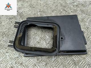 корпус салонного фильтра Volkswagen Passat B5 [рестайлинг] 2001, 1.6 л., бензин, МКПП, серый, седан, 3B1819640