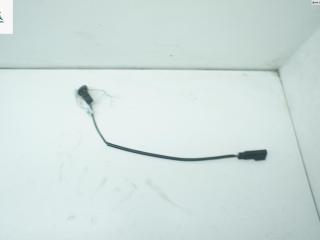 форсунка омывателя лобового стекла Ford Mondeo 2 поколение 1996, 1.8 л., бензин, МКПП, синий, хетчбэк 5 дв., 93BG17666