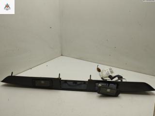 накладка подсветки номера Nissan Almera N16 [рестайлинг] 2006, 1.5 л., бензин, МКПП, чёрный, хетчбэк 5 дв., 90810BM460