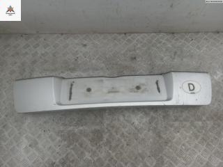 накладка двери (крышки) багажника Opel Signum C 2003, 2.2 л., дизель, МКПП, серый, хетчбэк 5 дв., 24417181