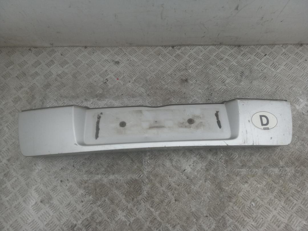 накладка двери (крышки) багажника Opel Signum 2003, 2.2 л., дизель, МКПП, серый, хетчбэк 5 дв., 24417181
