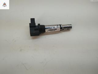 катушка зажигания Volkswagen Golf 5 поколение 2005, 1.6 л., бензин, АКПП, синий, хетчбэк 5 дв., 413440421