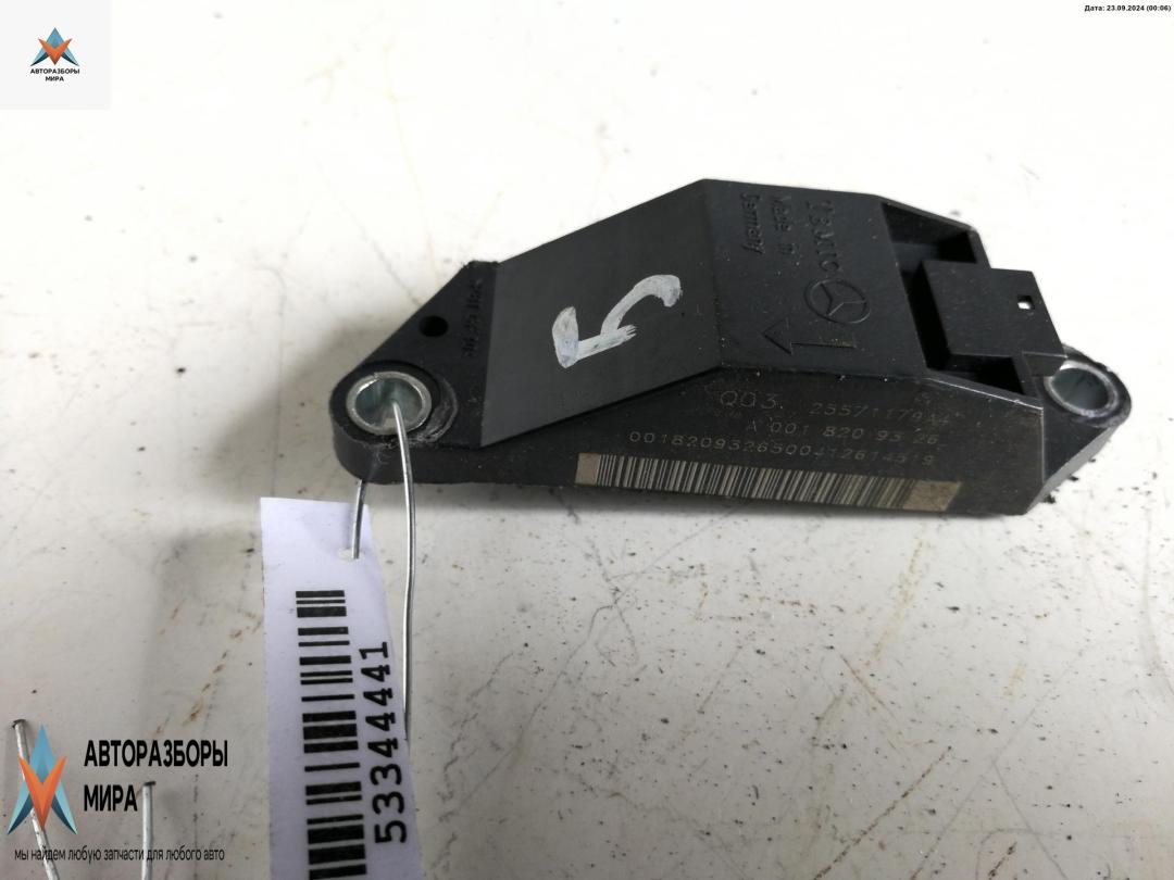 датчик AirBag Mercedes-Benz E-Класс W211/S211 2004, 1.8 л., бензин, МКПП, чёрный, седан, 0018209326 - фото №1