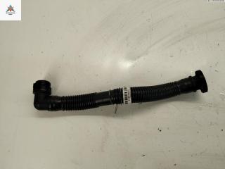 патрубок (трубопровод, шланг) Volkswagen Golf 4 поколение 1999, 1.6 л., бензин, МКПП, синий, хетчбэк 3 дв., 06A131127H