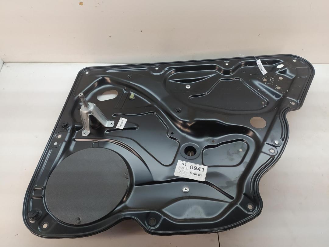 стеклоподъемник задний правый Volkswagen Passat B6 2007, 2.0 л., дизель, МКПП, серый, универсал, 3C9839462M