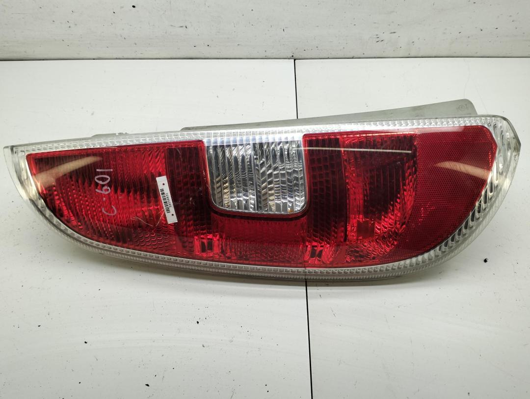 фонарь задний левый Skoda Roomster 1 поколение 2006, 1.4 л., бензин, МКПП, синий, фургон, 5J7945095 - фото №1