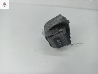 кнопка стеклоподъемника переднего правого Audi A4 B5 1997, 1.9 л., дизель, МКПП, чёрный, седан