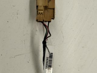 разъем (фишка) проводки Volkswagen Golf 4 поколение 1999, 1.9 л., дизель, МКПП, серый, универсал, 1J0973303A