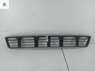 заглушка (решетка) в бампер Audi A4 B5 [рестайлинг] 1998, 2.8 л., бензин, АКПП, серый, седан, 8D0807683