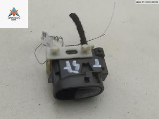 кнопка стеклоподъемника переднего правого Mercedes-Benz C-Класс W203/S203/CL203 2002, 3.2 л., бензин, АКПП, чёрный, седан, 2038200210