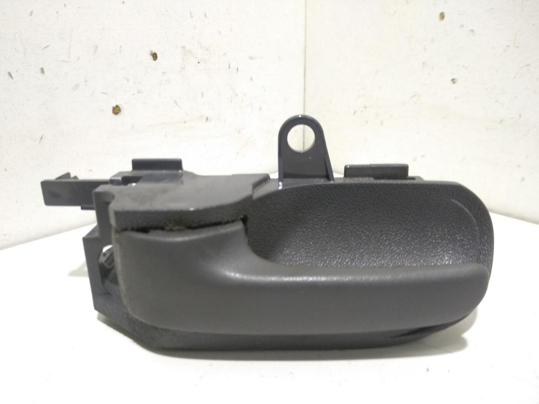 ручка внутренняя передняя левая Citroen C1 2010, 1.0 л., бензин, МКПП, белый, хетчбэк 5 дв., 00009157V8