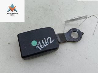 замок ремня безопасности Dacia (Renault) Sandero I 2009, 1.4 л., бензин, МКПП, красный, хетчбэк 5 дв., 865655