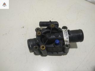 корпус термостата Peugeot 206 1 поколение [рестайлинг] 2006, 1.6 л., бензин, МКПП, серый, кабриолет, 0753