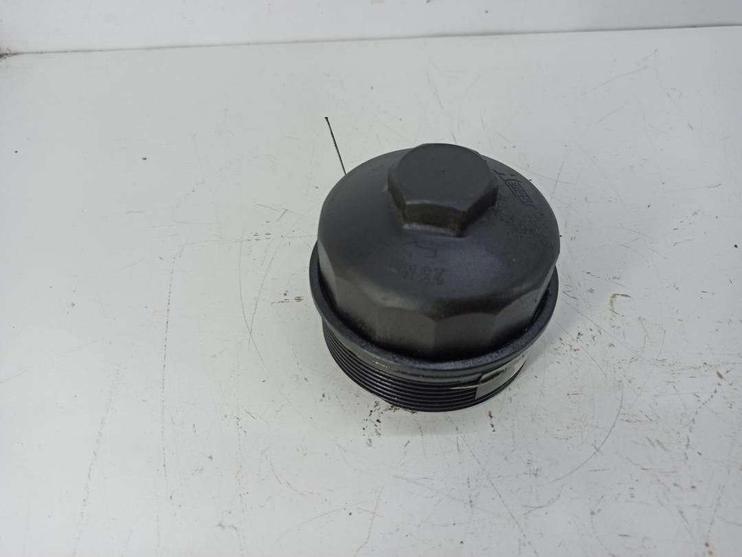 пробка маслозаливная Audi A6 C5 2001, 2.5 л., дизель, МКПП, серый, универсал, 353102008