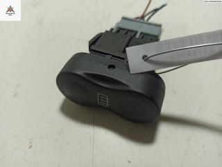 кнопка обогрева заднего стекла Dacia (Renault) Sandero I 2009, 1.5 л., дизель, МКПП, красный, хетчбэк 5 дв.