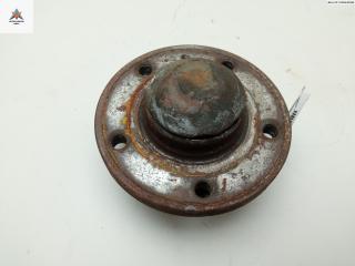 ступица задняя правая Volvo V70 1 поколение 1999, 2.4 л., бензин, МКПП, чёрный, универсал