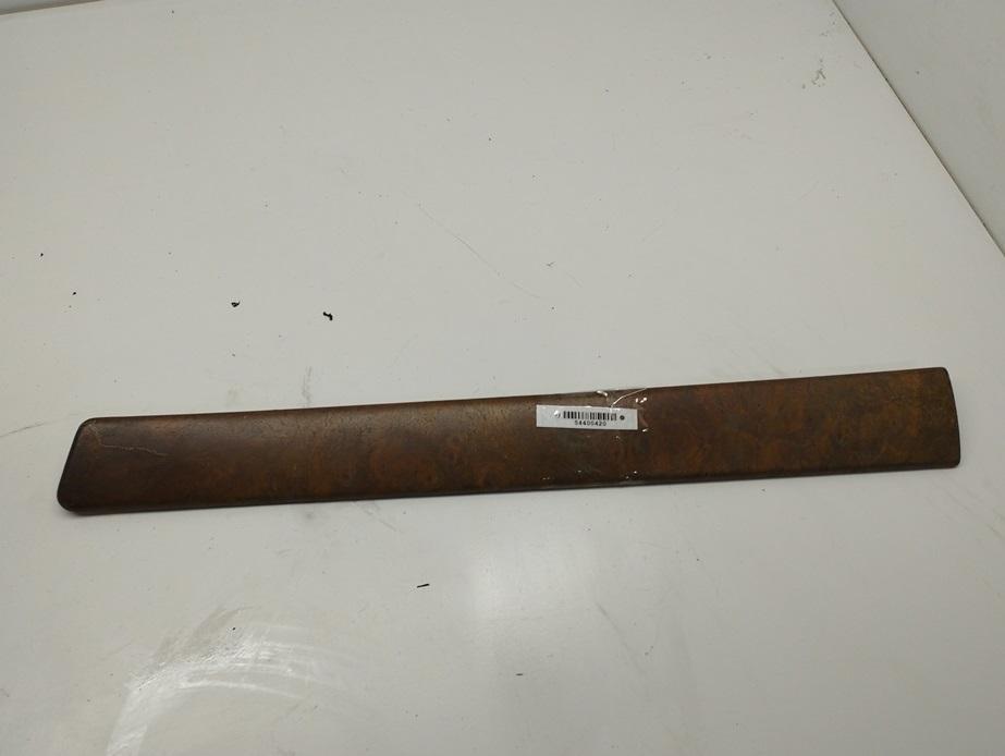 накладка декоративная Audi A6 C5 1998, 2.4 л., бензин, МКПП, чёрный, универсал, 4B0867410