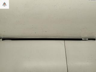 Молдинг стекла двери задней правой наружный Volkswagen Passat B5 [рестайлинг] 2001, 2.0 л., бензин, АКПП, зелёный, универсал