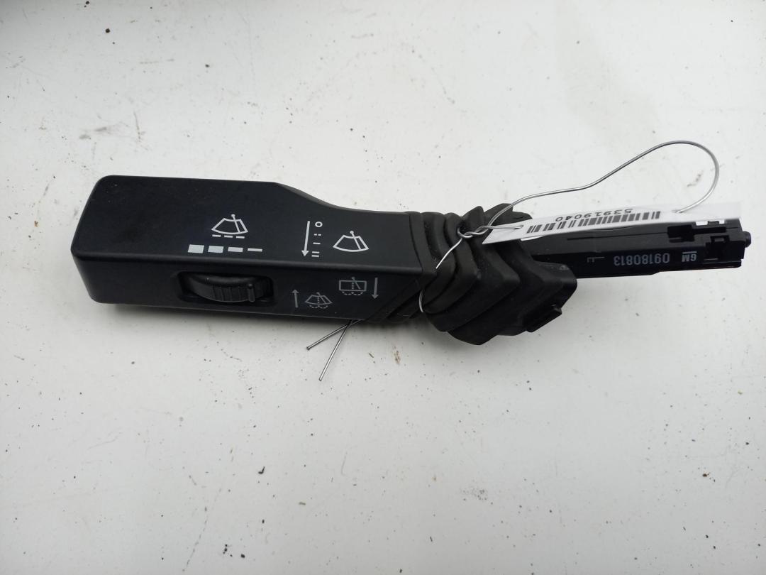 переключатель дворников Opel Signum 2003, 2.2 л., бензин, МКПП, серый, хетчбэк 5 дв., 09180813