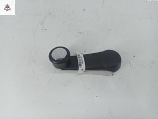 ручка стеклоподъемника Audi A4 B5 1995, 1.8 л., бензин, МКПП, серый, седан, 443837581