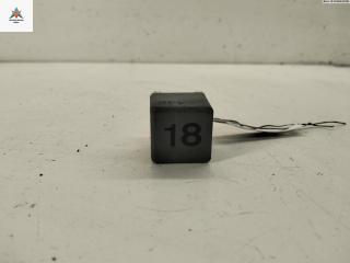 реле (прочие) Volkswagen Passat B3 1989, 1.8 л., бензин, МКПП, серый, седан, 191937503