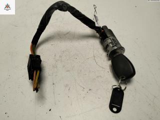 замок зажигания Dacia (Renault) Sandero I 2009, 1.4 л., бензин, МКПП, красный, хетчбэк 5 дв., 9D116