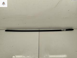 Молдинг стекла двери задней левой наружный Volkswagen Passat B3 1990, 1.8 л., бензин, МКПП, красный, универсал