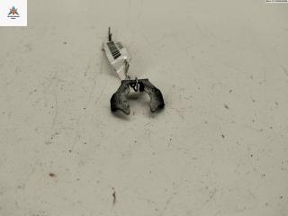 крепление форсунки Skoda Fabia 1 поколение (6Y) 2003, 1.4 л., бензин, МКПП, серый, хетчбэк 5 дв., 036133047