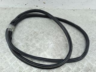 Уплотнитель крышки (двери) багажника Citroen C4 2004, 1.6 л., бензин, МКПП, красный, хетчбэк 5 дв., 9647273780