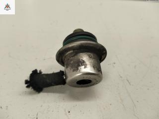 регулятор давления топлива SEAT Ibiza 2 поколение [рестайлинг] 1997, 1.4 л., бензин, МКПП, жёлтый, хетчбэк 3 дв., 037133035C