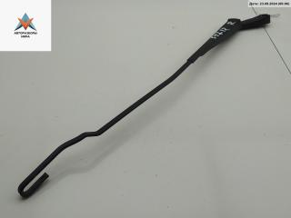 Щеткодержатель (поводок стеклоочистителя) передний Volkswagen Vento 1 поколение 1993, 2.0 л., бензин, МКПП, красный, седан, 1H1955410A